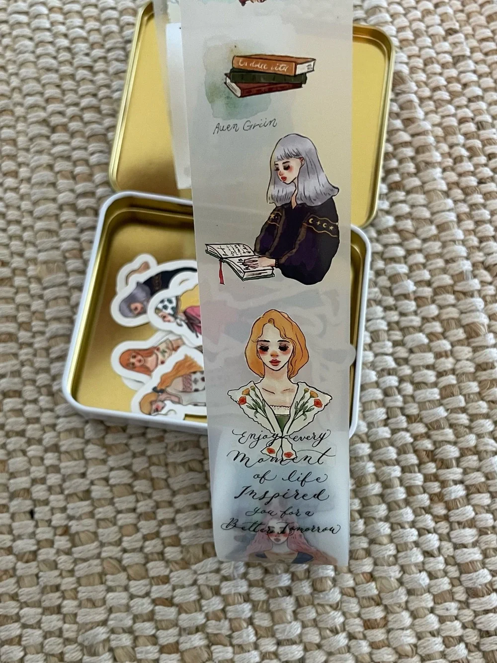 La dolce vita Decorative Washi Tape and Tin Set - Multicolor
